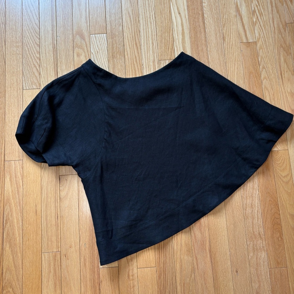 Banana Republic Odile linen one shoulder top, Size small, like new - Picture 2 of 10